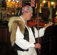 Speech CELTICPAGANINI Sergei Malyshev in the pub.